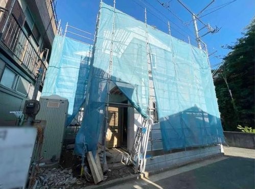 ◇南向きの角地!全居室2面採光の新築戸建!◇